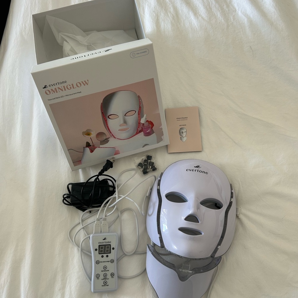Like new Evertone microcurrent for face and neck.
